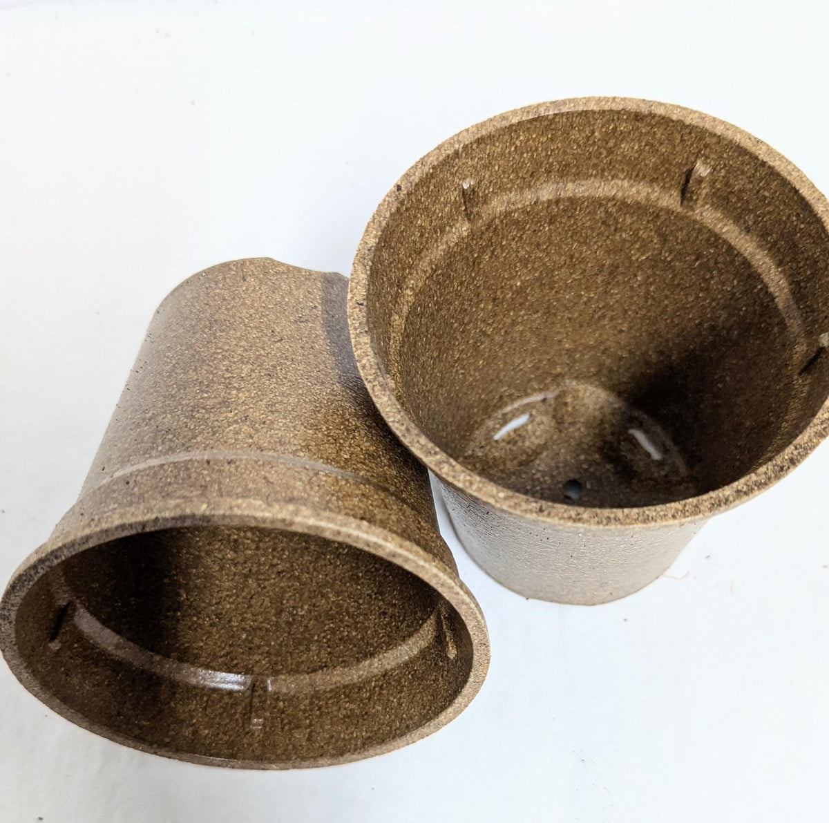 Rice hull eco-pots  for the planet health conscious.